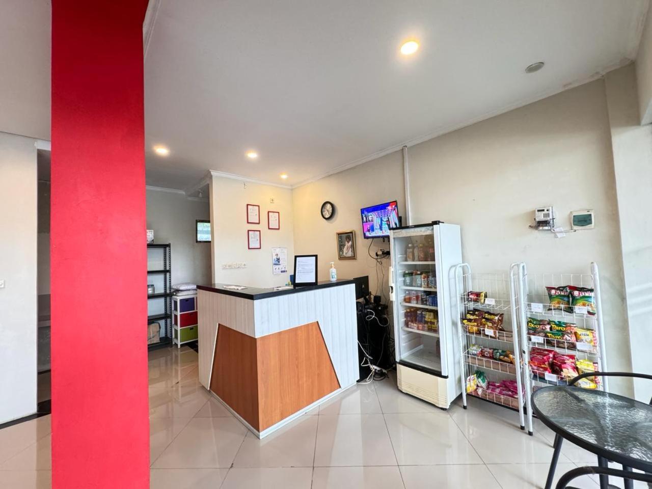 Fakhira Residence Hotel Cianjur Buitenkant foto